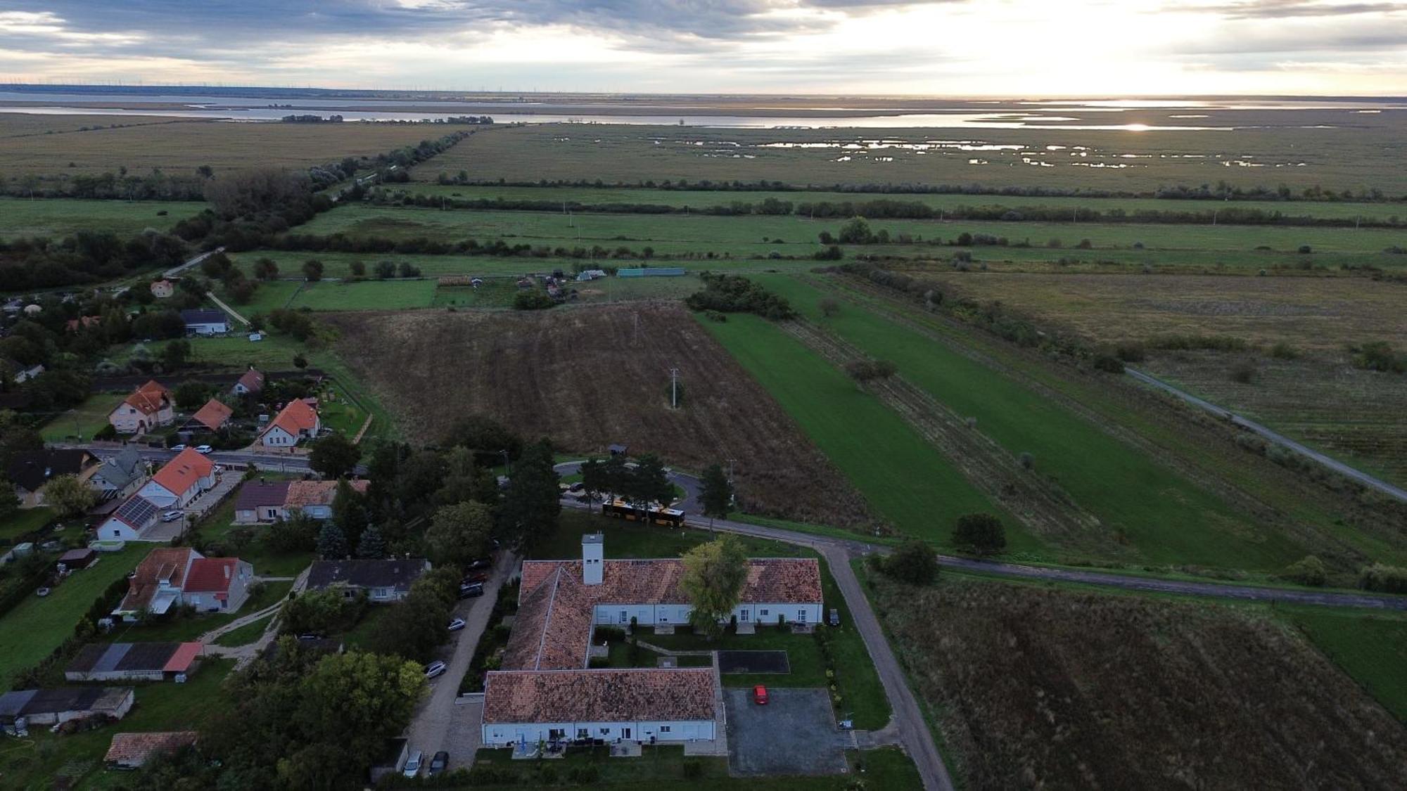 Harol Home & Bike Fertőrákos Bagian luar foto